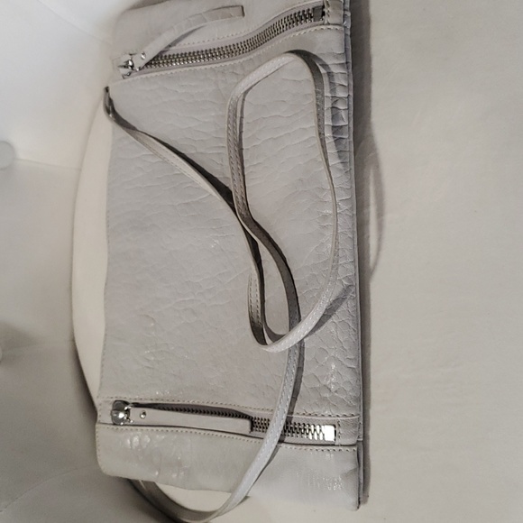 Vince camuto woman's large envelope leather gray silver purse shoulder b… - Picture 3 of 13